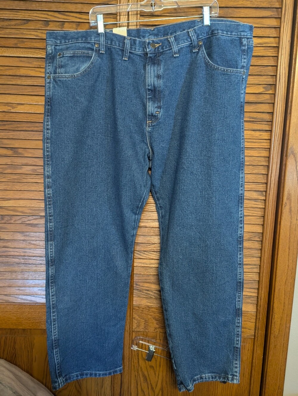 Wrangler NWT Men’s Relaxed Fit Blue Denim Jeans Men's Size 46x30